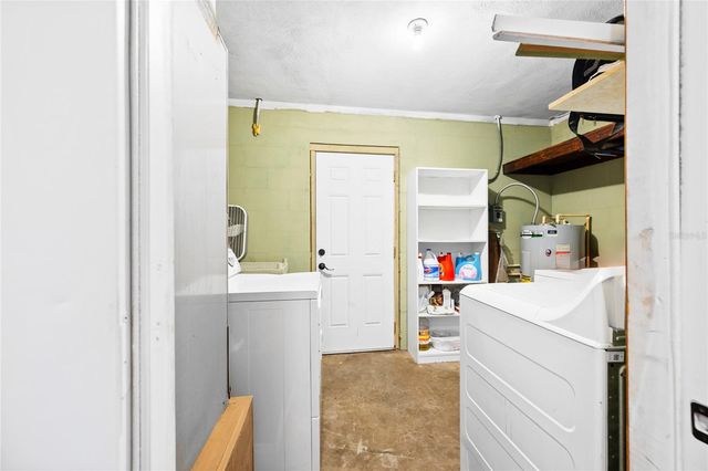 105 MIRROR DRIVE, Sanford, FL 32773