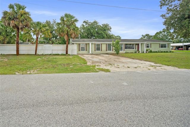 105 MIRROR DRIVE, Sanford, FL 32773