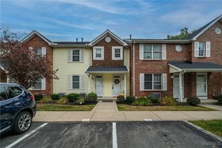 29 Olde Stone Lane, Lancaster, NY 14086