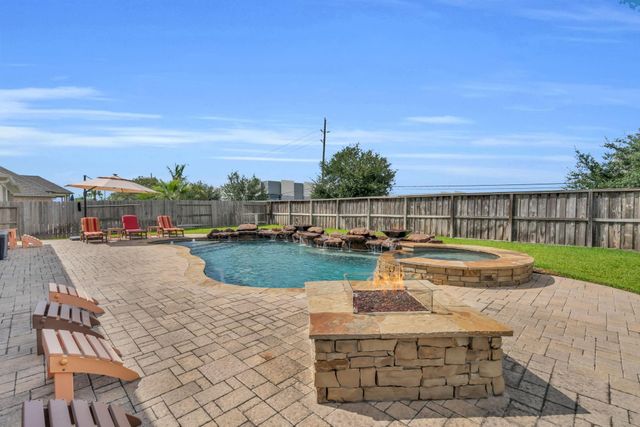 15706 Ponderosa Bend Drive, Cypress, TX 77429