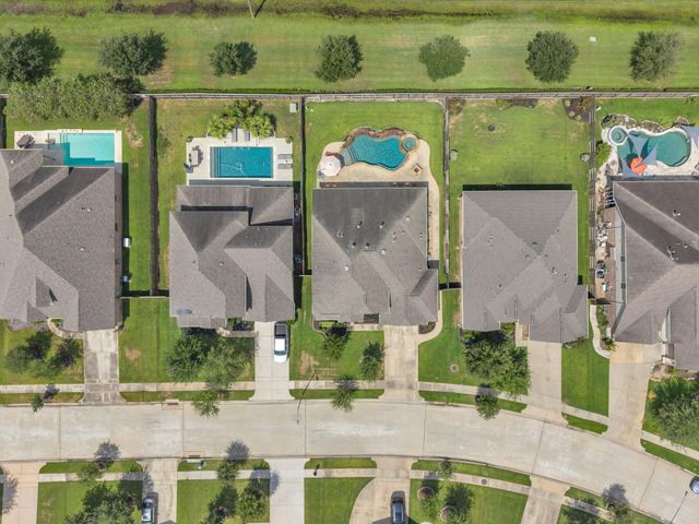 15706 Ponderosa Bend Drive, Cypress, TX 77429