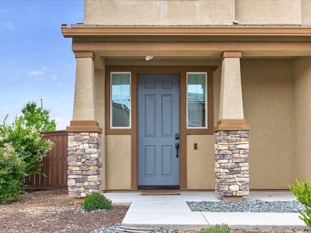 9509 Cheverny Way, Sacramento, CA 95829