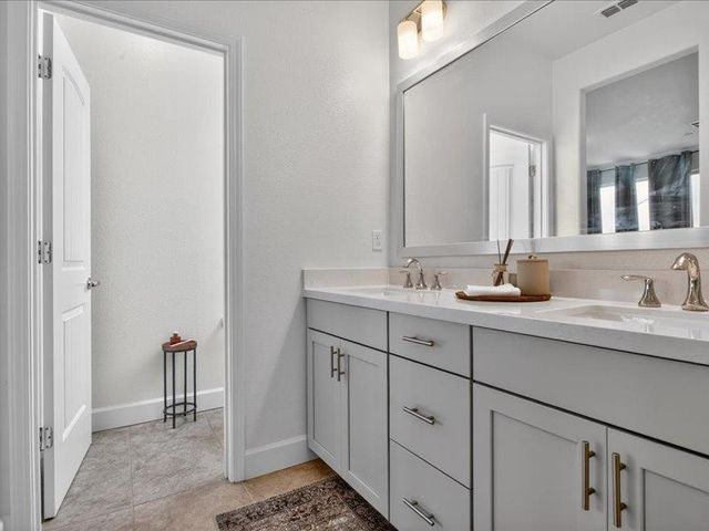 9509 Cheverny Way, Sacramento, CA 95829