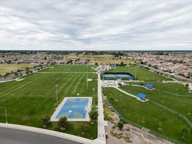 9509 Cheverny Way, Sacramento, CA 95829