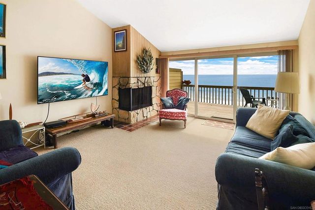 1810 Parliament, Encinitas, CA 92024