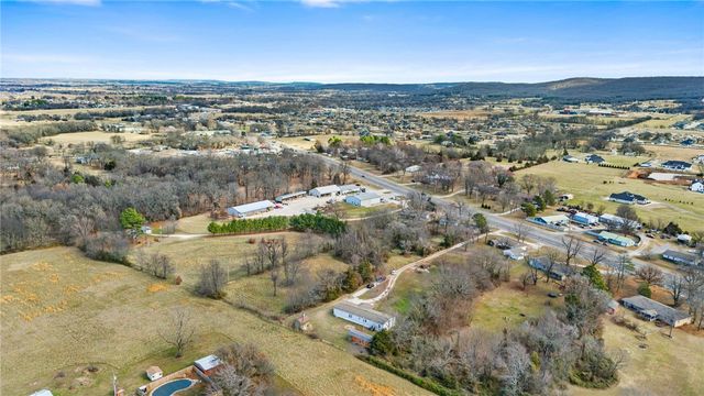 3858 E Heritage Parkway, Farmington, AR 72730