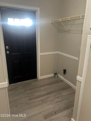 1490 Cobblestone Drive, Kinston, NC 28504
