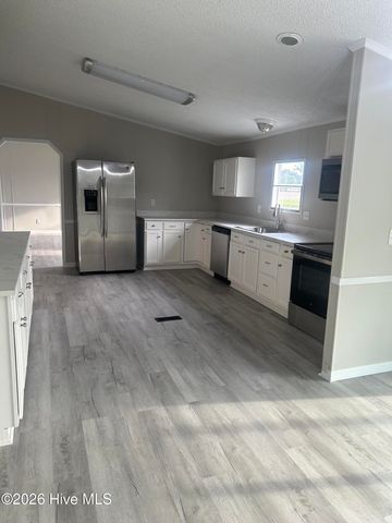 1490 Cobblestone Drive, Kinston, NC 28504