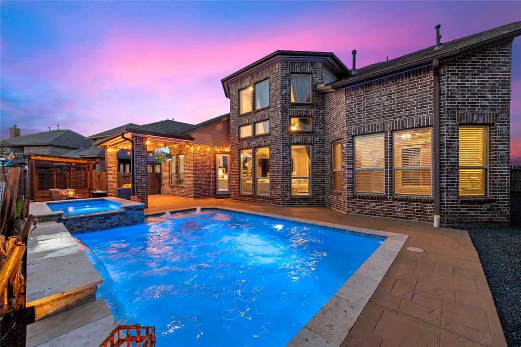 31153 Pecan Creek Drive, Brookshire, TX 77423