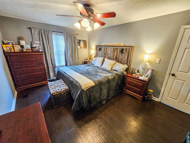 16 Volunteer Rd, Petersburg, TN 37144