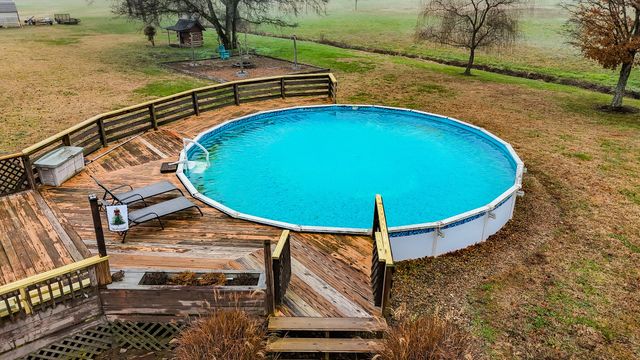 16 Volunteer Rd, Petersburg, TN 37144