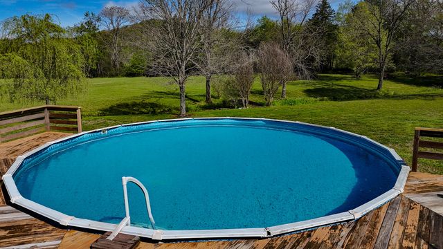 16 Volunteer Rd, Petersburg, TN 37144