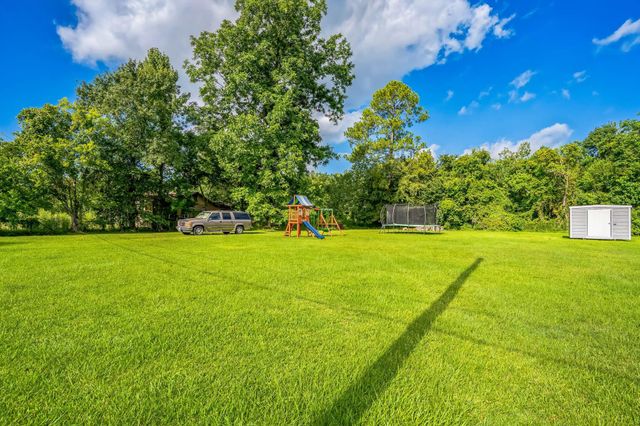 2605 N 10th Street, Orange, TX 77630