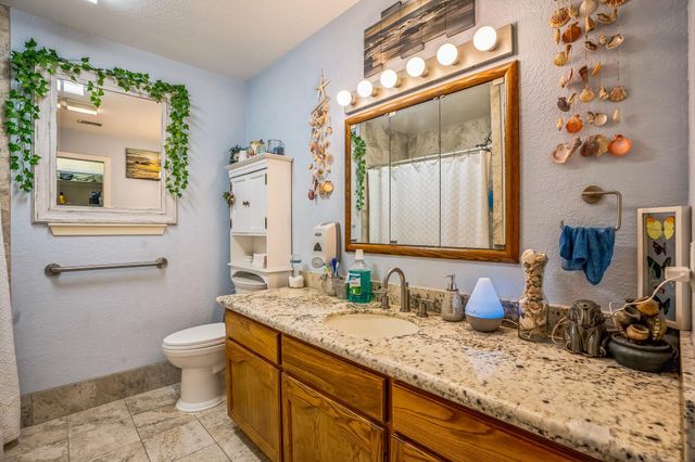 2605 N 10th Street, Orange, TX 77630