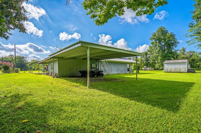 2605 N 10th Street, Orange, TX 77630