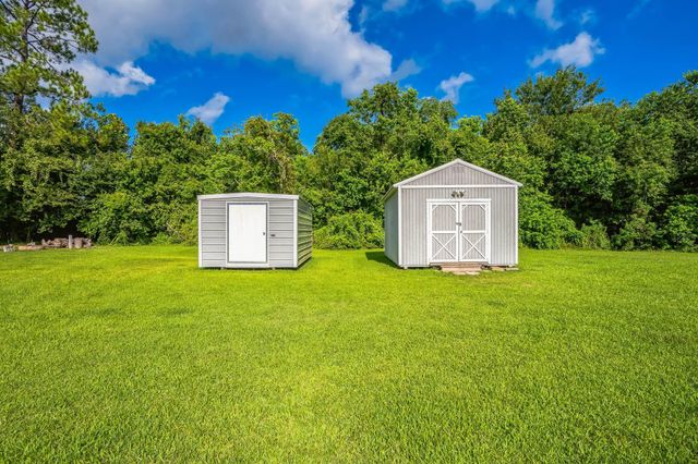2605 N 10th Street, Orange, TX 77630