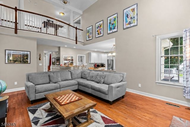 10 Ashley Dr, Mount Olive Twp., NJ 07836