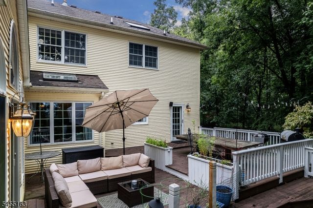 10 Ashley Dr, Mount Olive Twp., NJ 07836