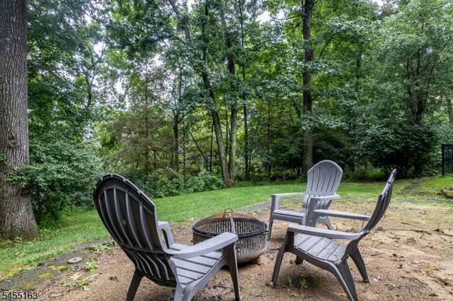 10 Ashley Dr, Mount Olive Twp., NJ 07836