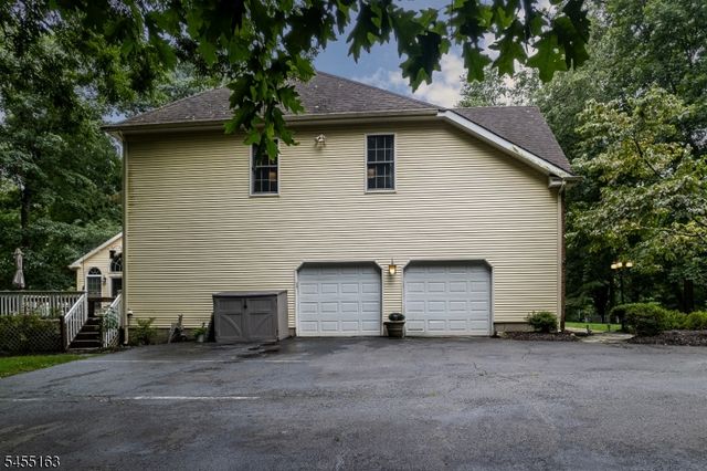 10 Ashley Dr, Mount Olive Twp., NJ 07836