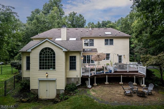 10 Ashley Dr, Mount Olive Twp., NJ 07836