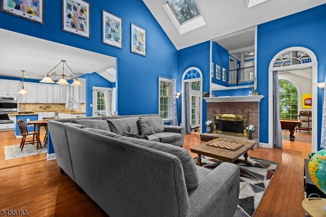 10 Ashley Dr, Mount Olive Twp., NJ 07836