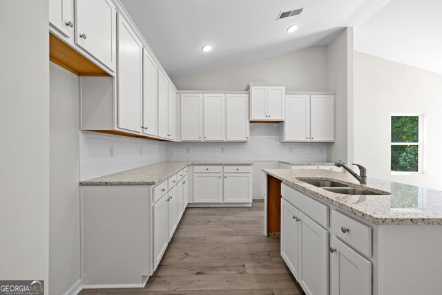495 Charleston Place, Villa Rica, GA 30180