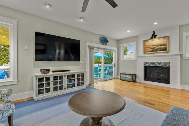6 Cora Avenue, Hampton, NH 03842