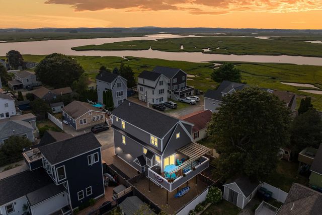 6 Cora Avenue, Hampton, NH 03842