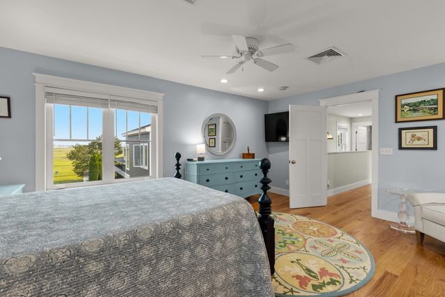 6 Cora Avenue, Hampton, NH 03842