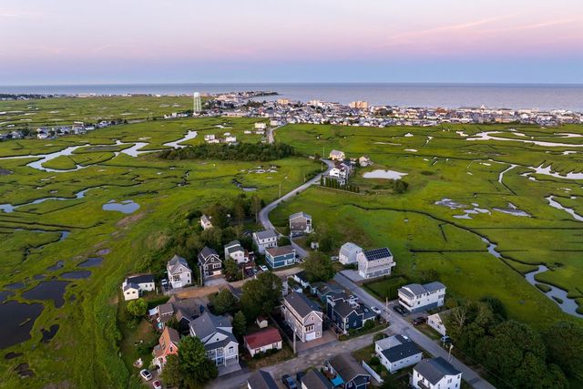6 Cora Avenue, Hampton, NH 03842