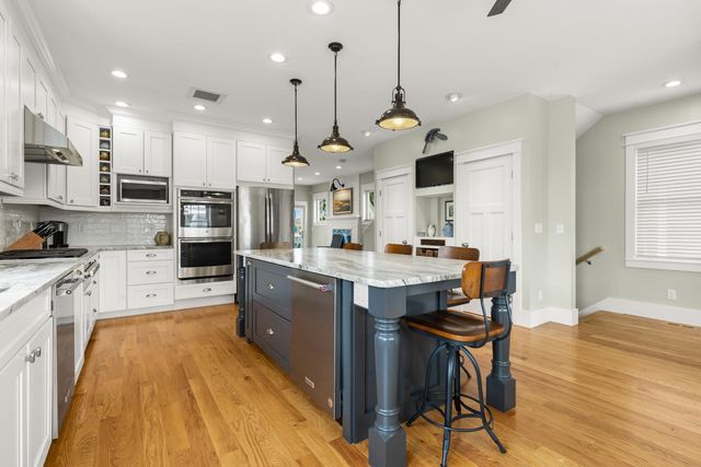 6 Cora Avenue, Hampton, NH 03842