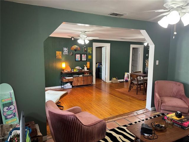 1313 E NEW ORLEANS AVENUE, Tampa, FL 33603