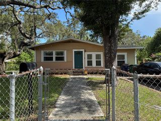 1313 E NEW ORLEANS AVENUE, Tampa, FL 33603