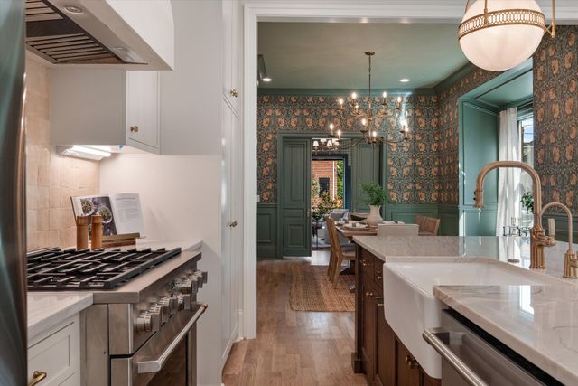 1015 15th Ave, S, Nashville, TN 37212