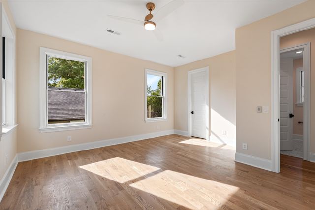 1015 15th Ave, S, Nashville, TN 37212