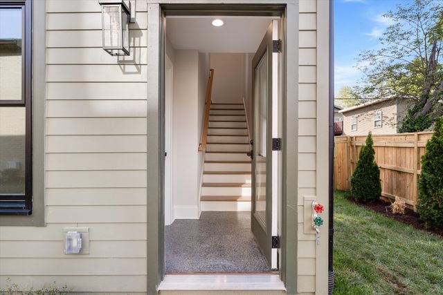 1015 15th Ave, S, Nashville, TN 37212