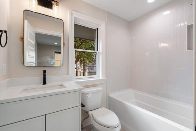 1015 15th Ave, S, Nashville, TN 37212