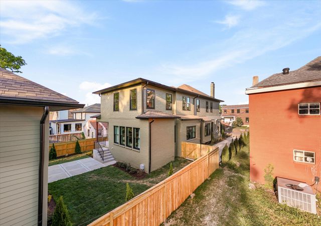 1015 15th Ave, S, Nashville, TN 37212