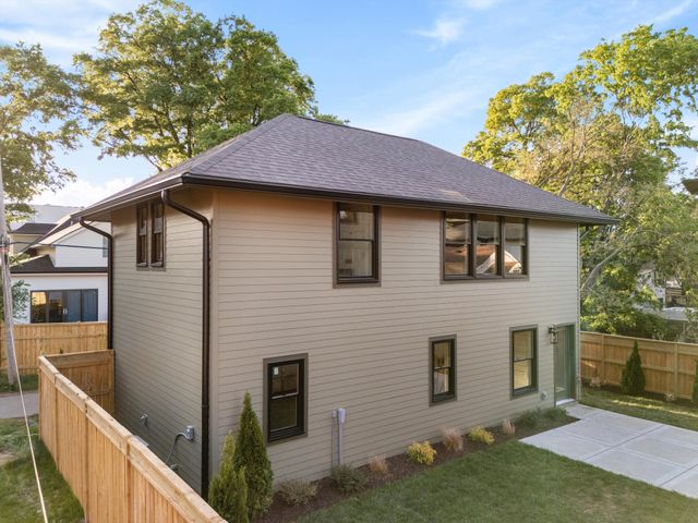 1015 15th Ave, S, Nashville, TN 37212