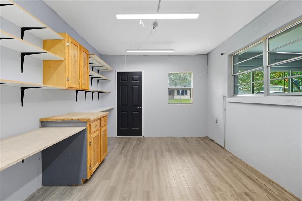 Image 15 of property listing at 10 S BARBOUR STREET, Beverly Hills, FL 34465