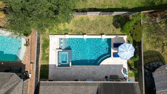 14 Whispering Thicket Place, Tomball, TX 77375