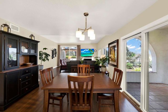 16130 Avenida Venusto 24, San Diego, CA 92128