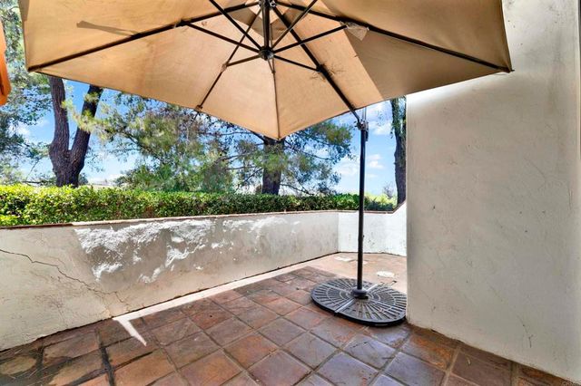 16130 Avenida Venusto 24, San Diego, CA 92128