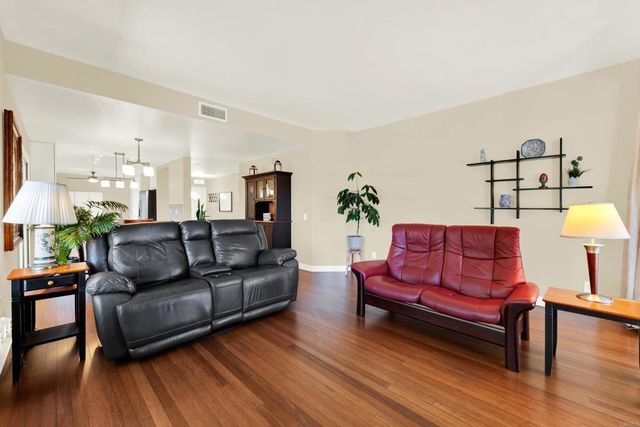 16130 Avenida Venusto 24, San Diego, CA 92128