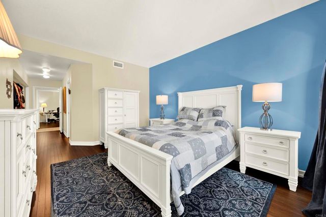 16130 Avenida Venusto 24, San Diego, CA 92128