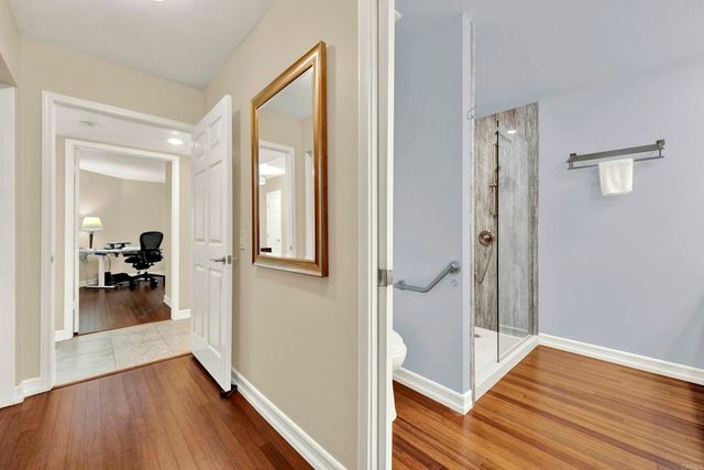 16130 Avenida Venusto 24, San Diego, CA 92128