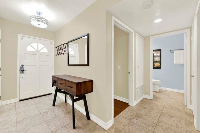 16130 Avenida Venusto 24, San Diego, CA 92128