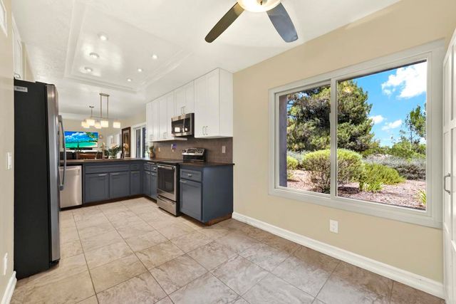 16130 Avenida Venusto 24, San Diego, CA 92128