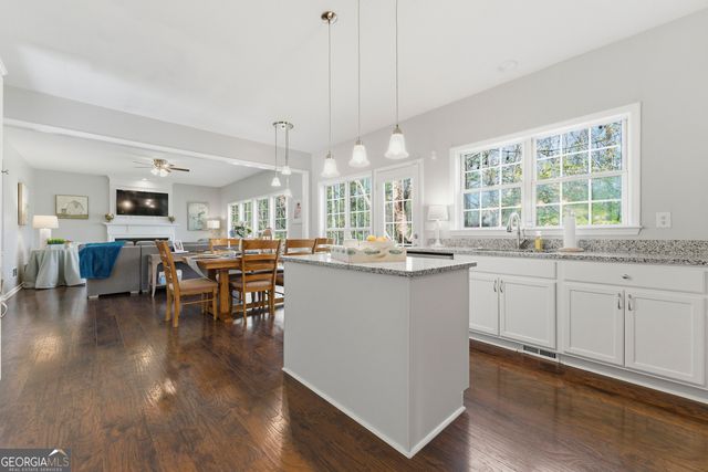 2730 Spindletop Lane NW, Kennesaw, GA 30144